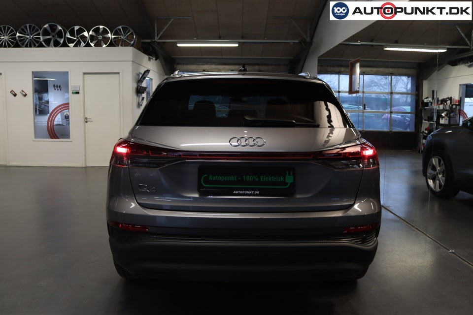 Audi Q4 e-tron 40  5d