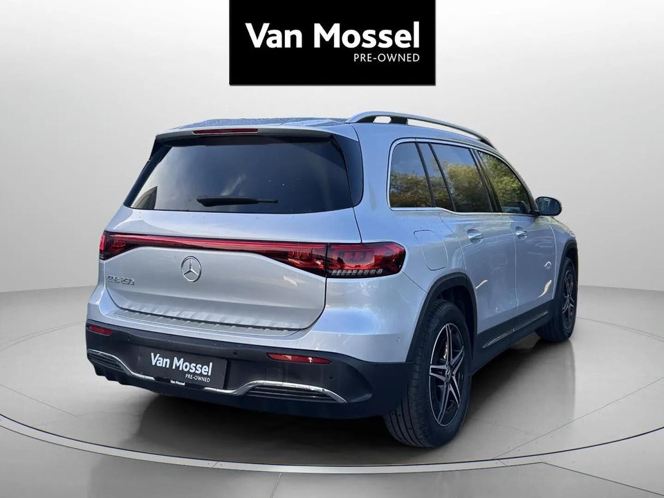 Mercedes EQB250 Progressive 5d