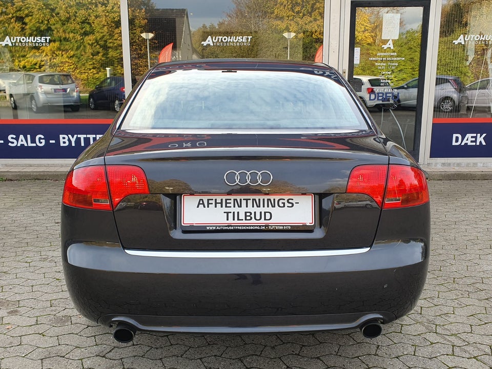 Audi A4 1,8 T 163 4d