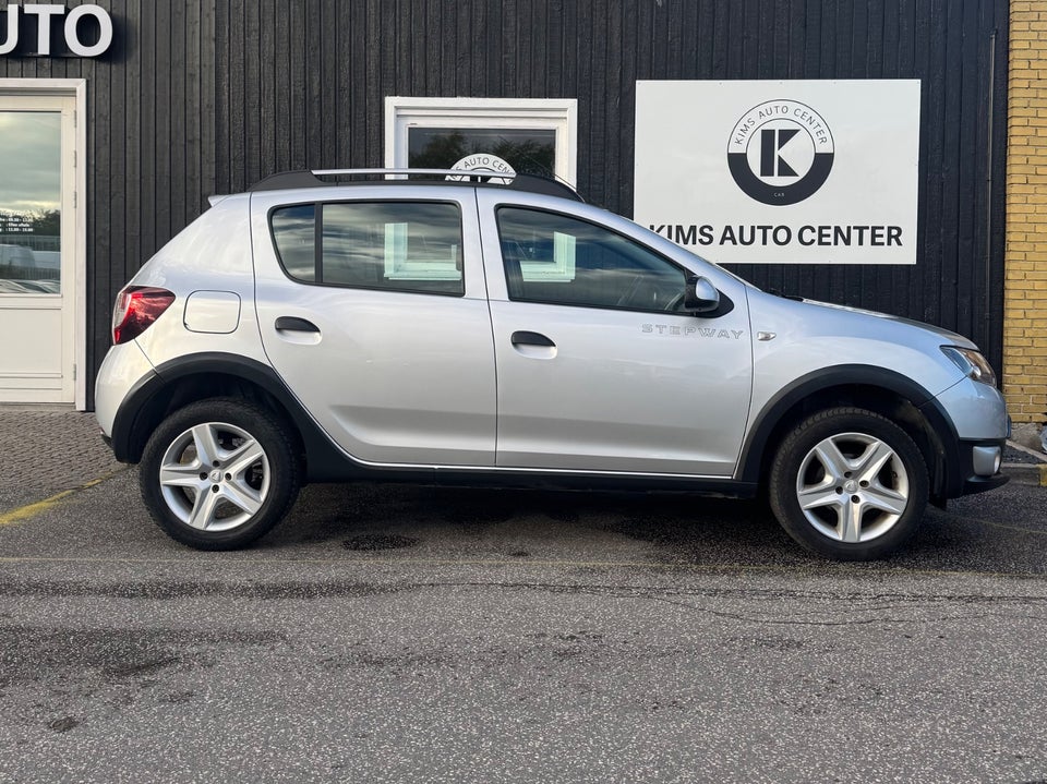 Dacia Sandero Stepway 0,9 TCe 90 Prestige Easy-R 5d