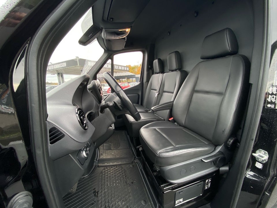 Mercedes Sprinter 319 2,0 CDi A2 Kassevogn SELECT aut. AWD