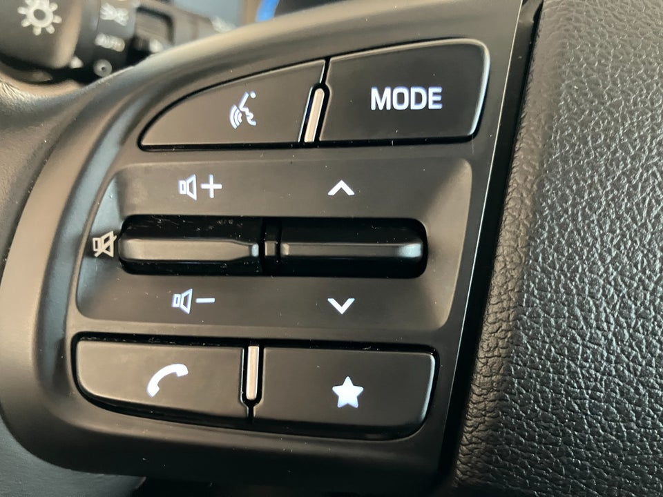 Hyundai i10 1,0 MPi Essential 5d