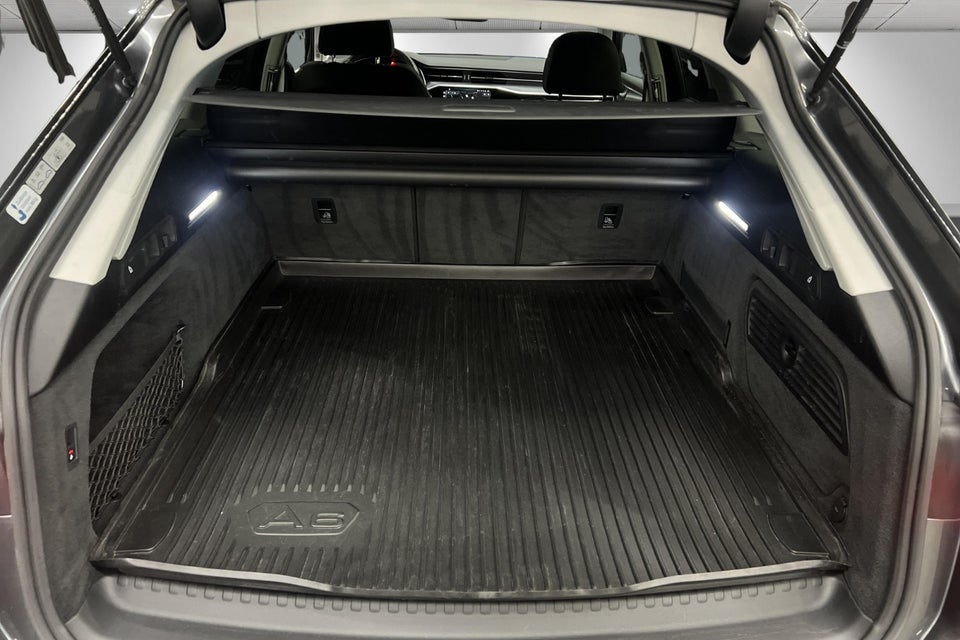 Audi A6 55 TFSi e Sport Prestige Avant quattro S-tr. 5d