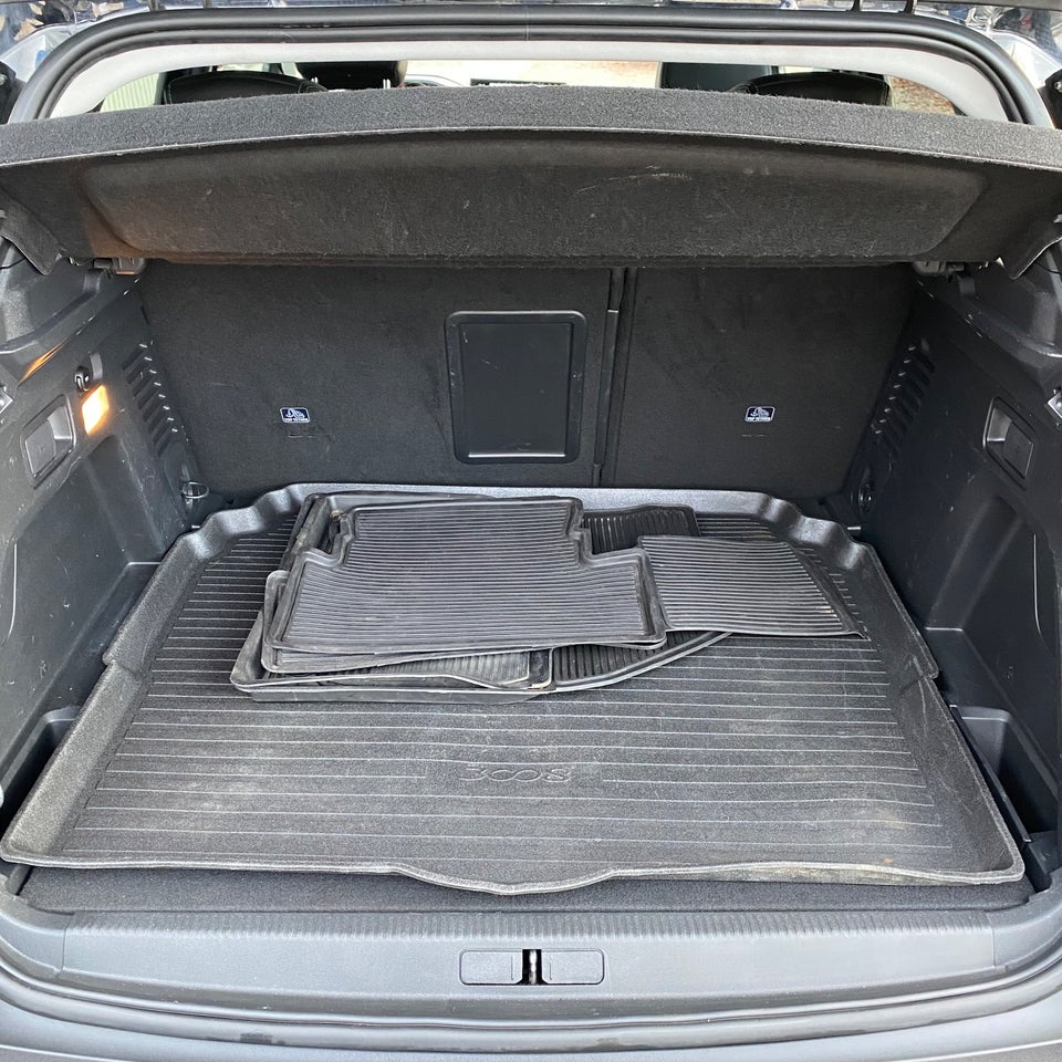 Peugeot 3008 1,5 BlueHDi 130 Allure Pack EAT8 5d