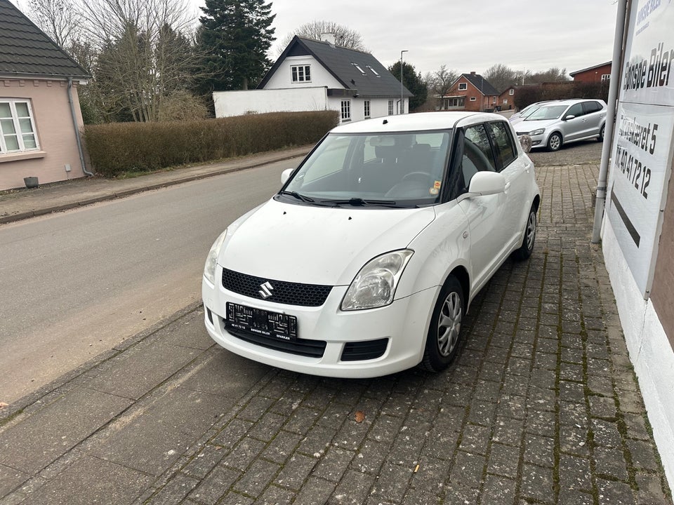 Suzuki Swift 1,3 5d