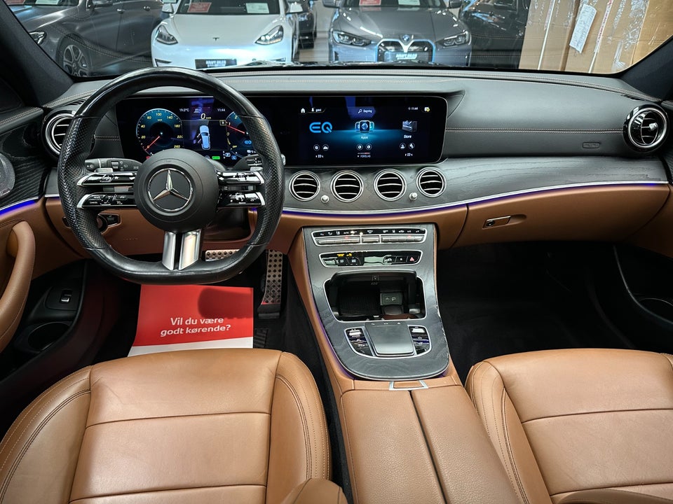 Mercedes E300 de 2,0 AMG Line stc. aut. 5d