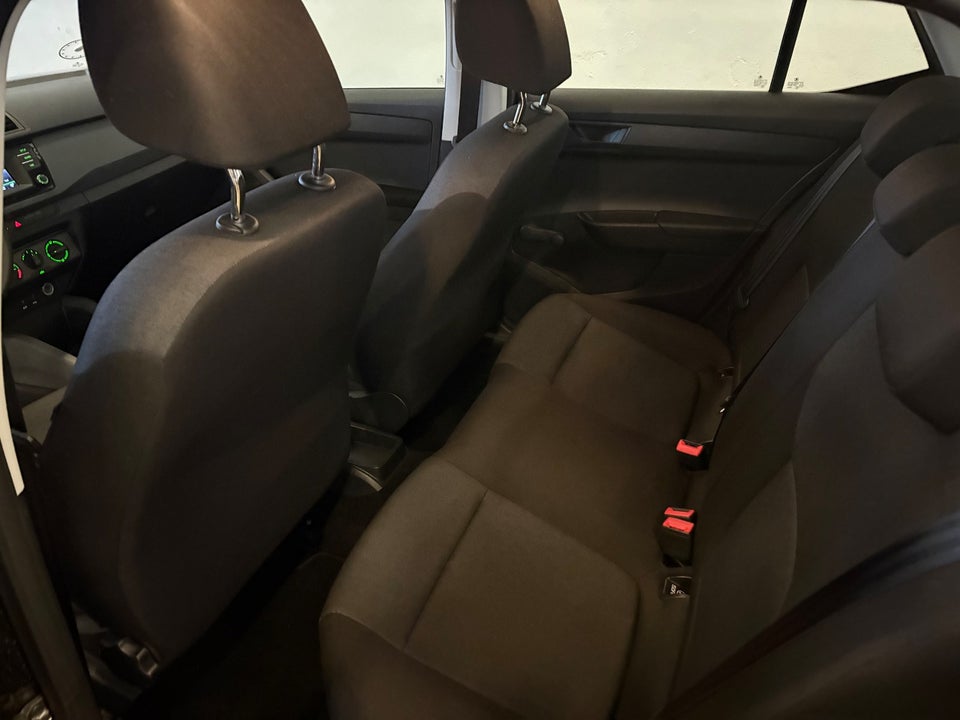 Skoda Fabia 1,0 MPi 60 Easy 5d