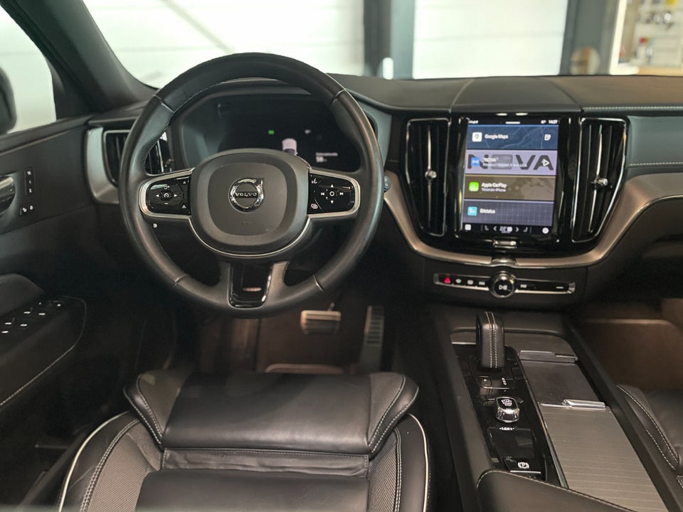 Volvo XC60 2,0 T8 ReCharge R-Design aut. AWD 5d