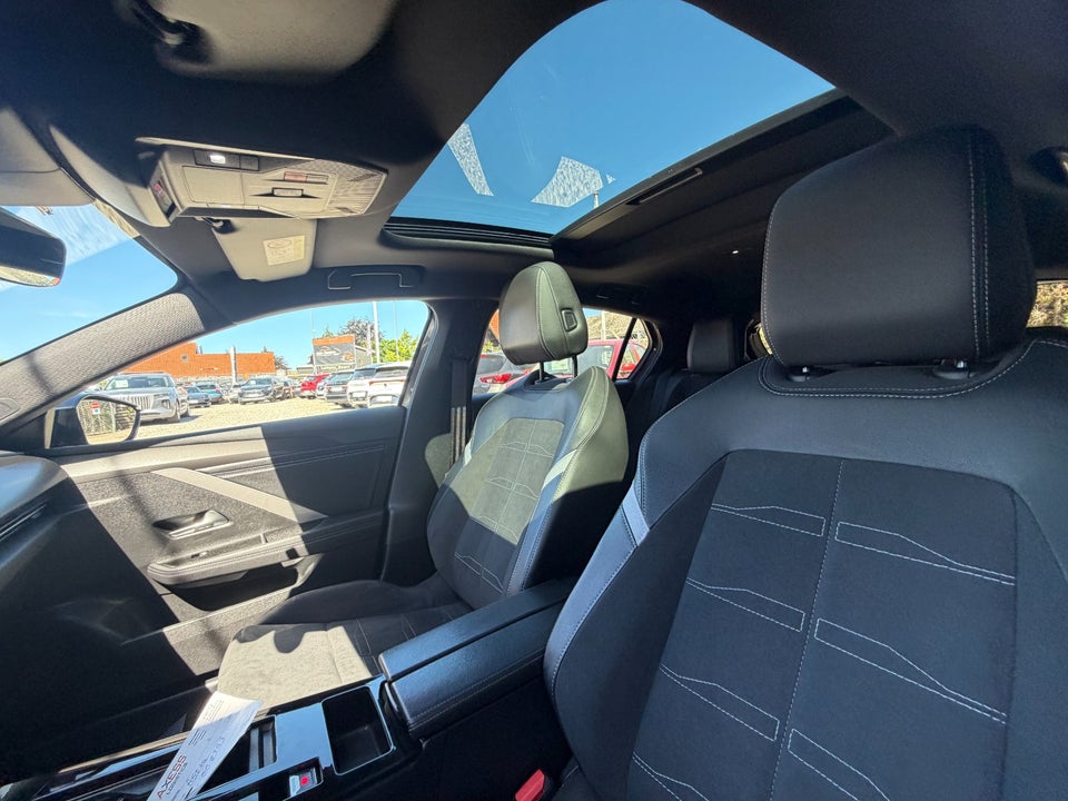 Opel Astra-e 54 GS 5d