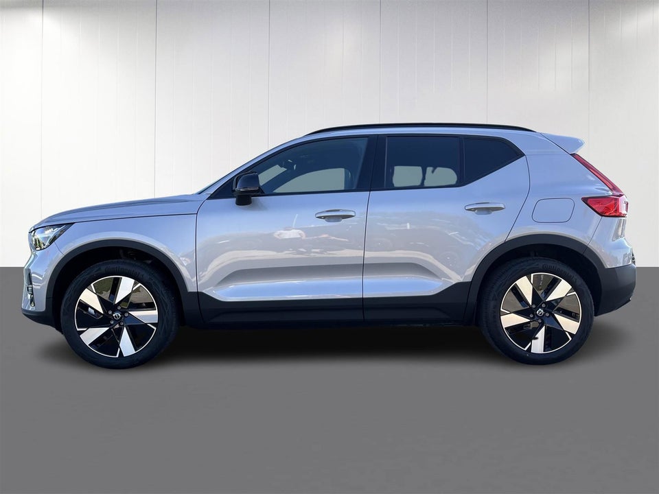 Volvo XC40 ReCharge Extended Range Plus 5d