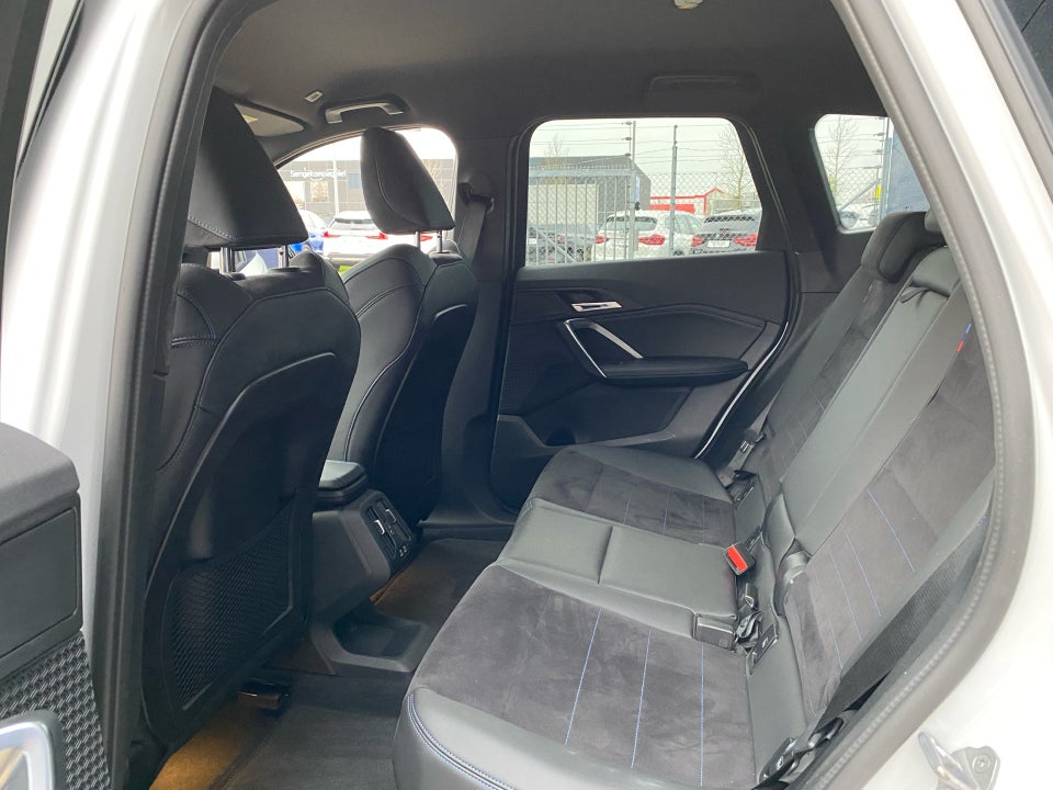 BMW iX1 eDrive20 M-Sport 5d