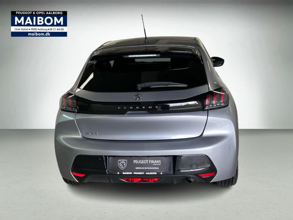 Peugeot 208 1,2 PureTech 100 Allure Sky 5d