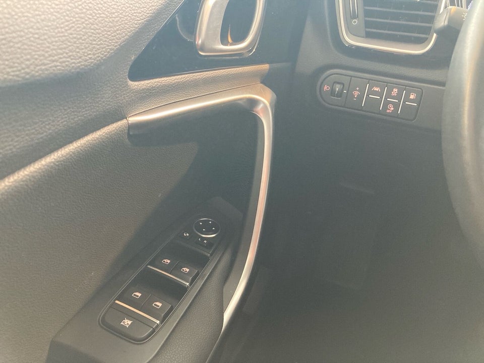 Kia Ceed 1,6 PHEV Prestige SW DCT 5d