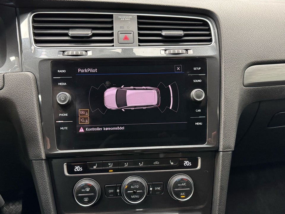 VW Golf VII 1,5 TSi 130 Comfortline Variant DSG 5d