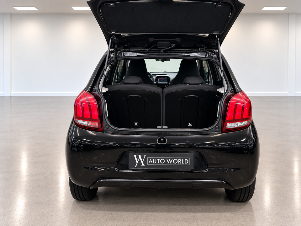 Peugeot 108 1,0 e-VTi 72 Selection Tech 5d