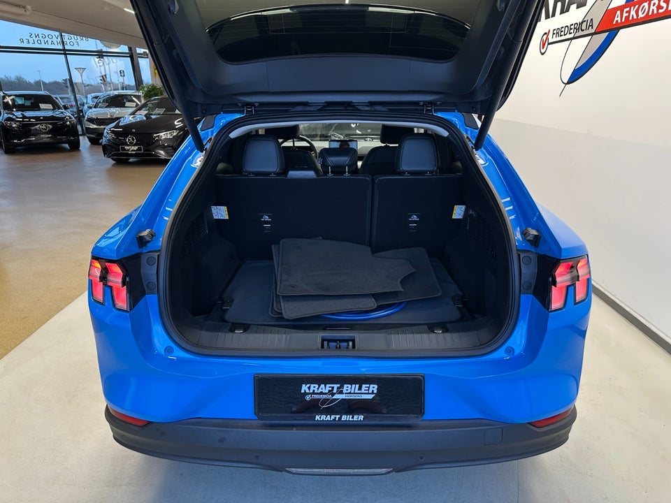 Ford Mustang Mach-E 98 Extended Range 5d