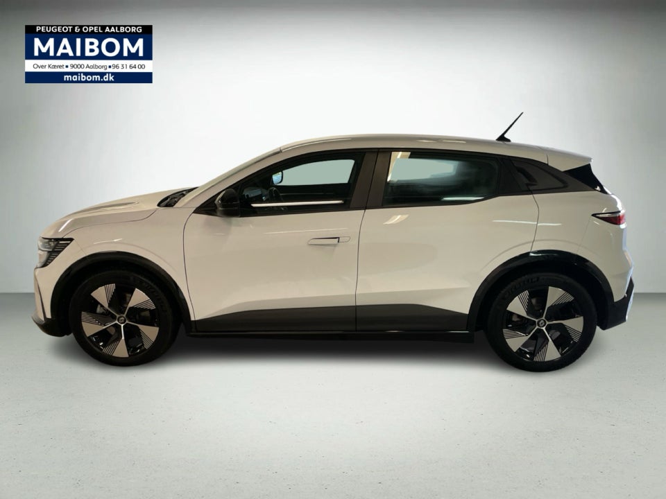 Renault Megane E-Tech 40 Equilibre 5d