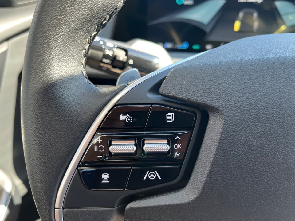 Kia EV6 77 Long Range Access 5d