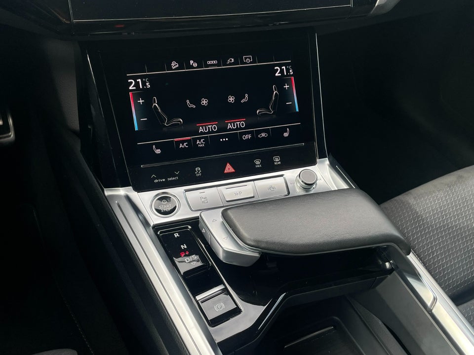 Audi Q8 e-tron 50 S-line Sportback quattro 5d