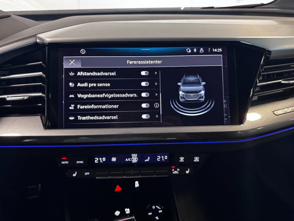 Audi Q4 e-tron 45 S-line quattro 5d