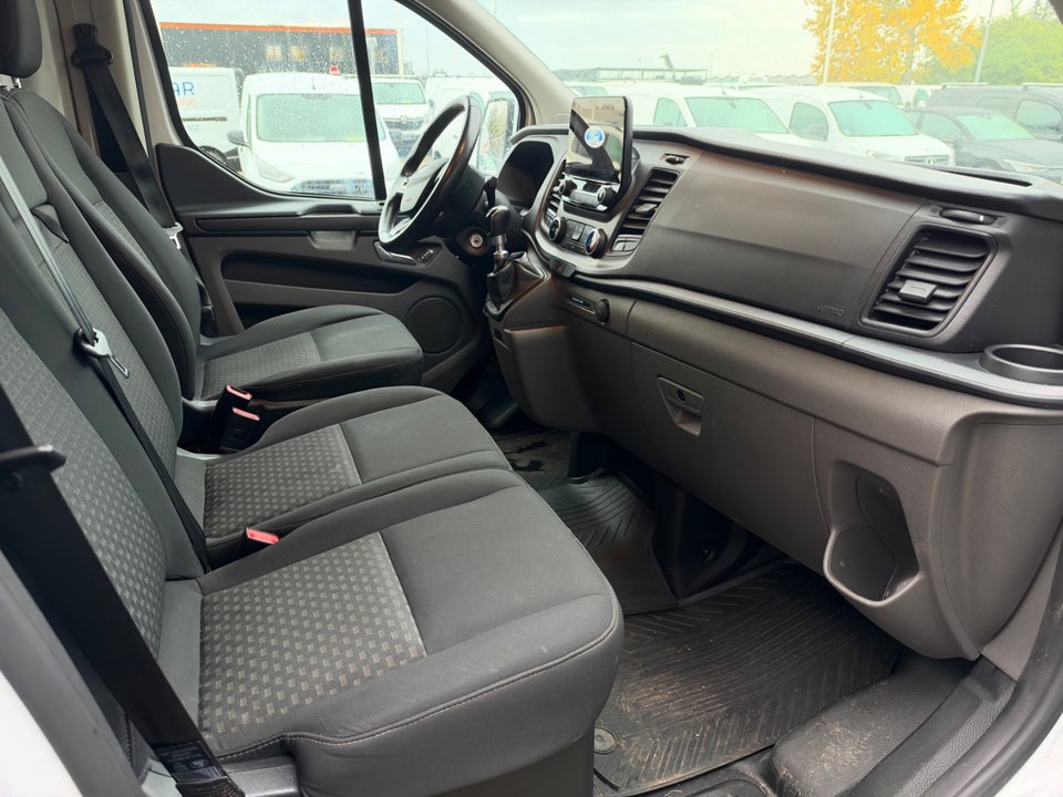 Ford Transit Custom 300 L2 2,0 TDCi 130 Trend