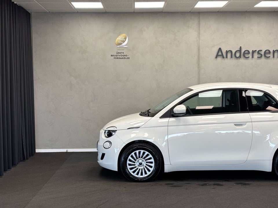 Fiat 500e 42 Icon 3d