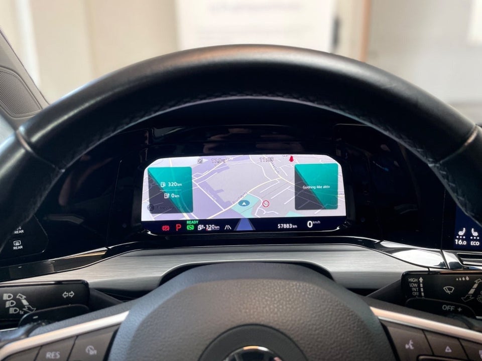 VW Golf VIII 1,4 eHybrid DSG 5d