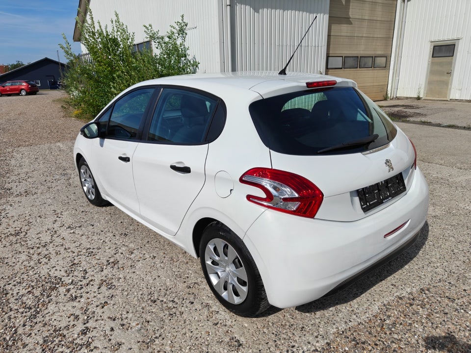 Peugeot 208 1,0 VTi Access Air 5d