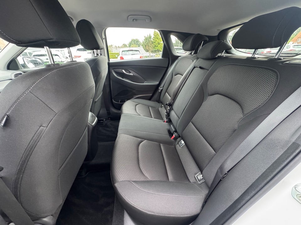 Hyundai i30 1,0 T-GDi Premium 5d