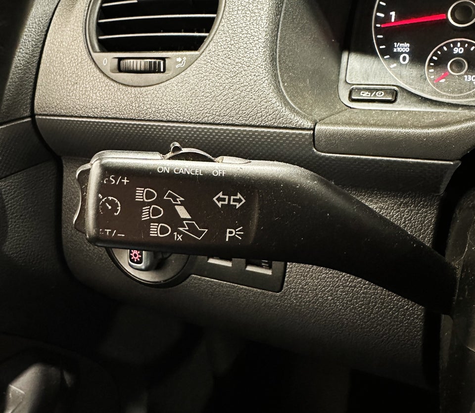 VW Caddy 1,6 TDi 102 Comfortline DSG BMT 4d