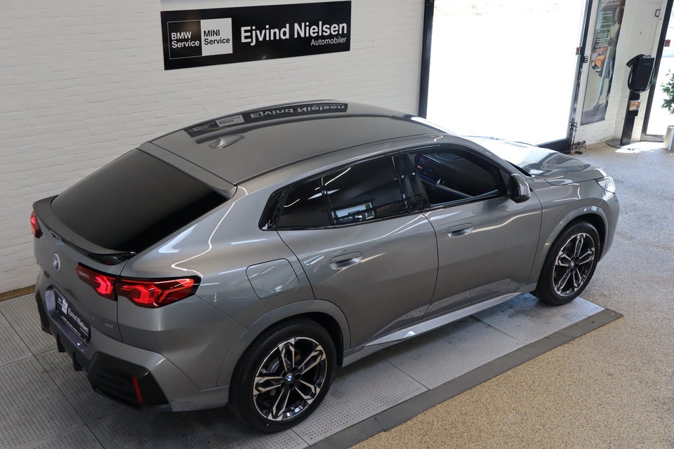 BMW iX2 eDrive20 M-Sport Premium 5d