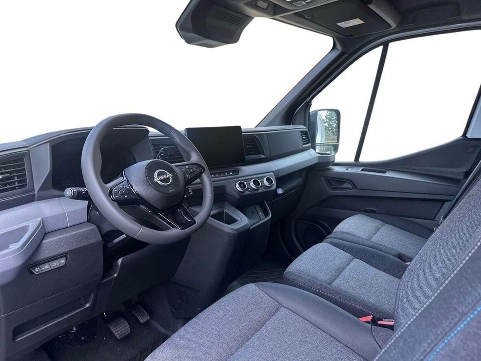 Nissan Interstar 87 L2H2 Tekna