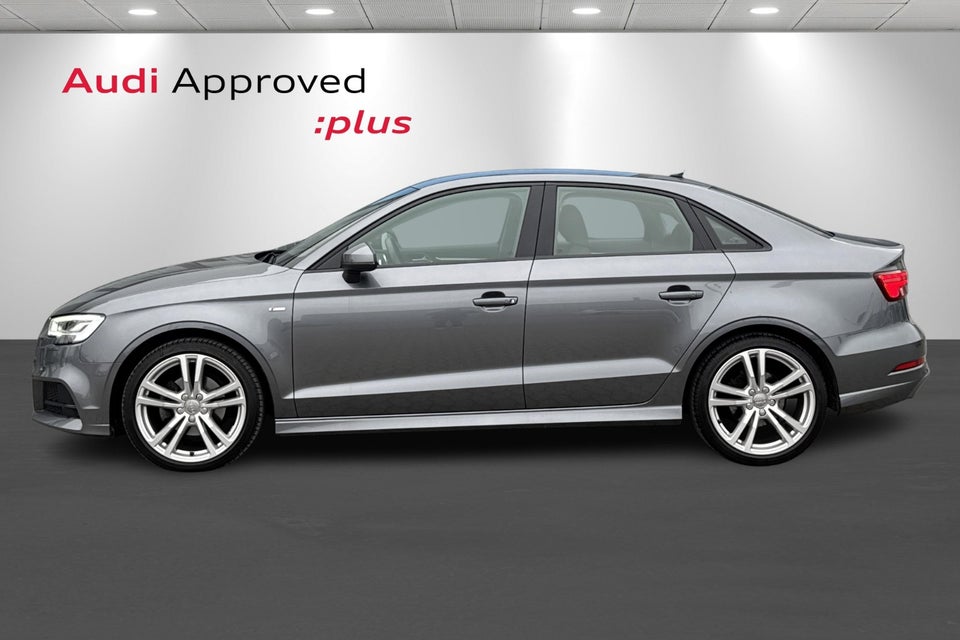 Audi A3 30 TDi Sport Limited 4d