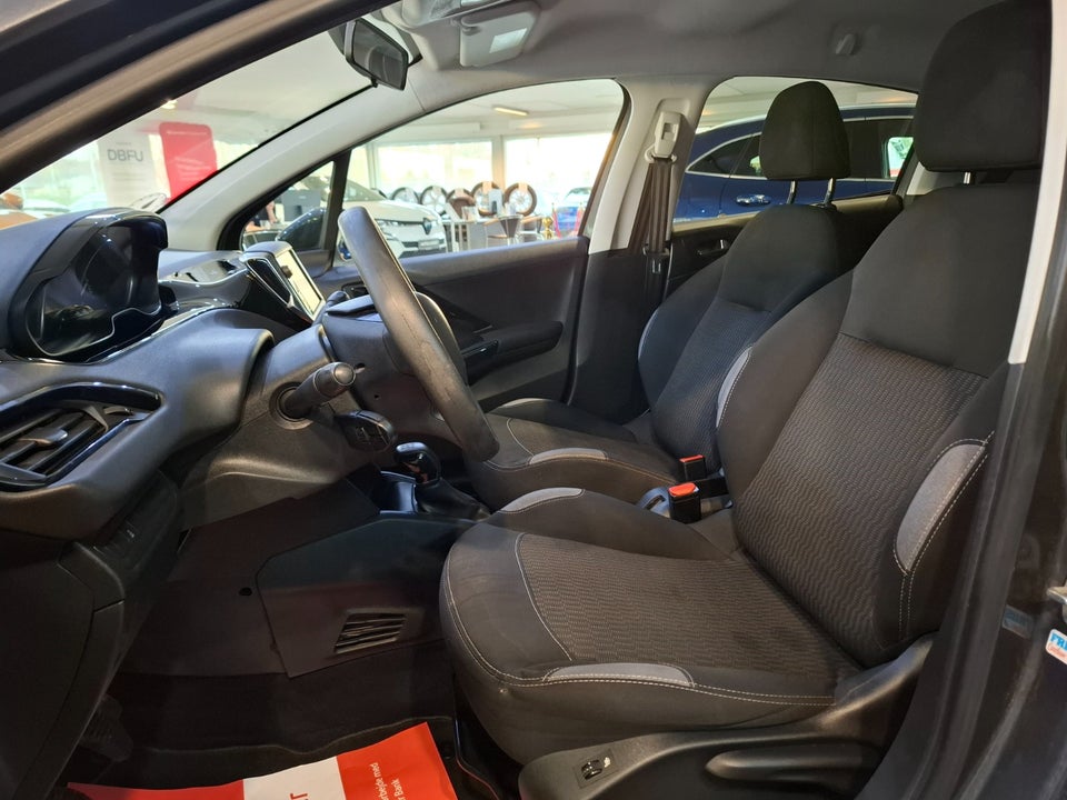 Peugeot 208 1,2 VTi 82 Active 5d