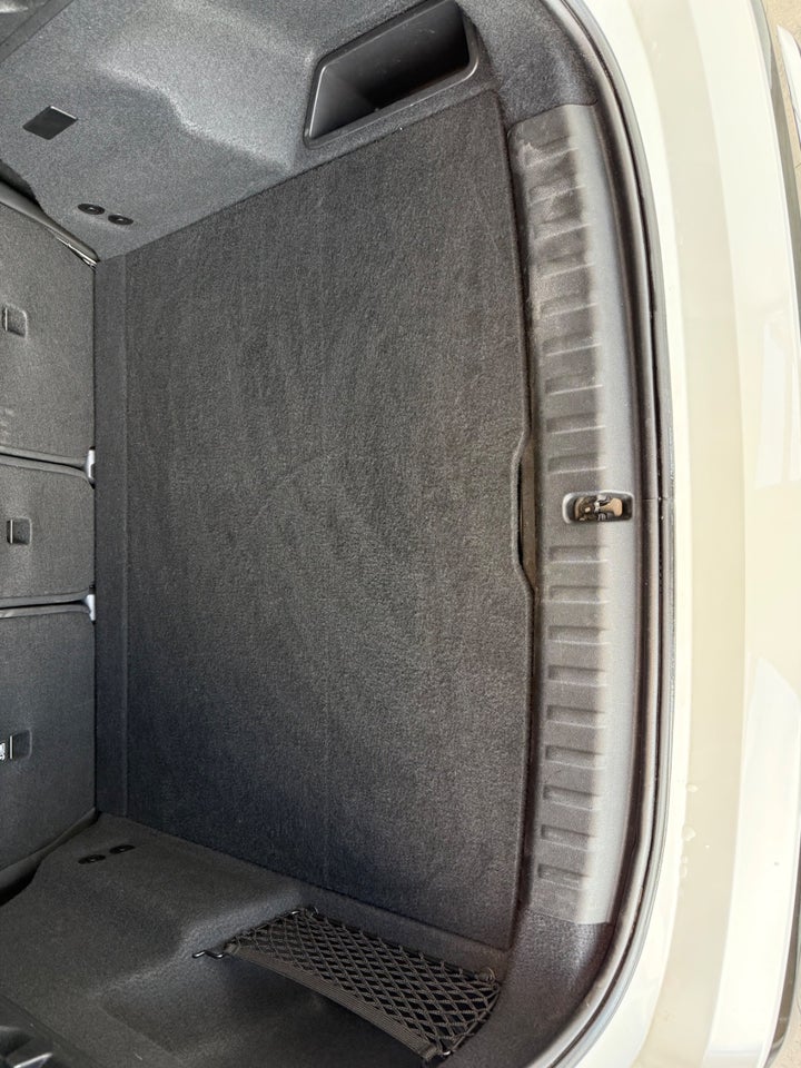 BMW iX1 xDrive30 Charged M-Sport 5d