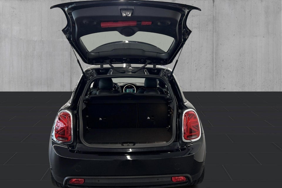 MINI Cooper SE Trim L 3d
