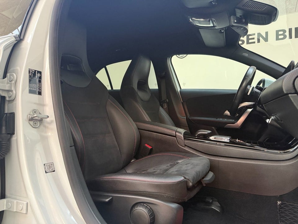 Mercedes A220 2,0 AMG Line aut. 4Matic 5d