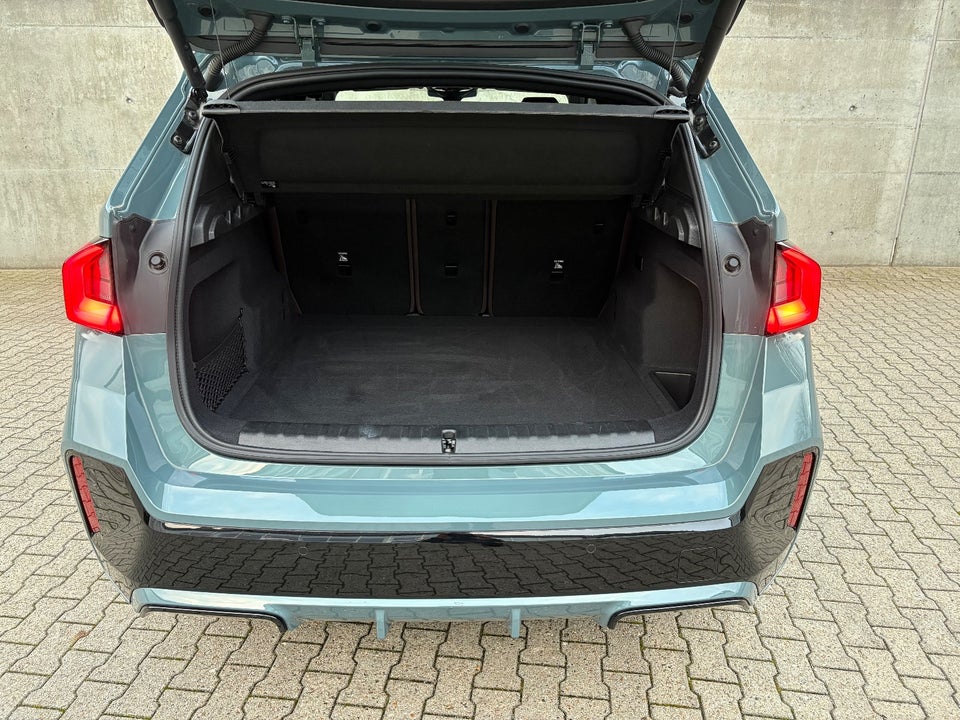 BMW iX1 eDrive20 M-Sport Pro 5d