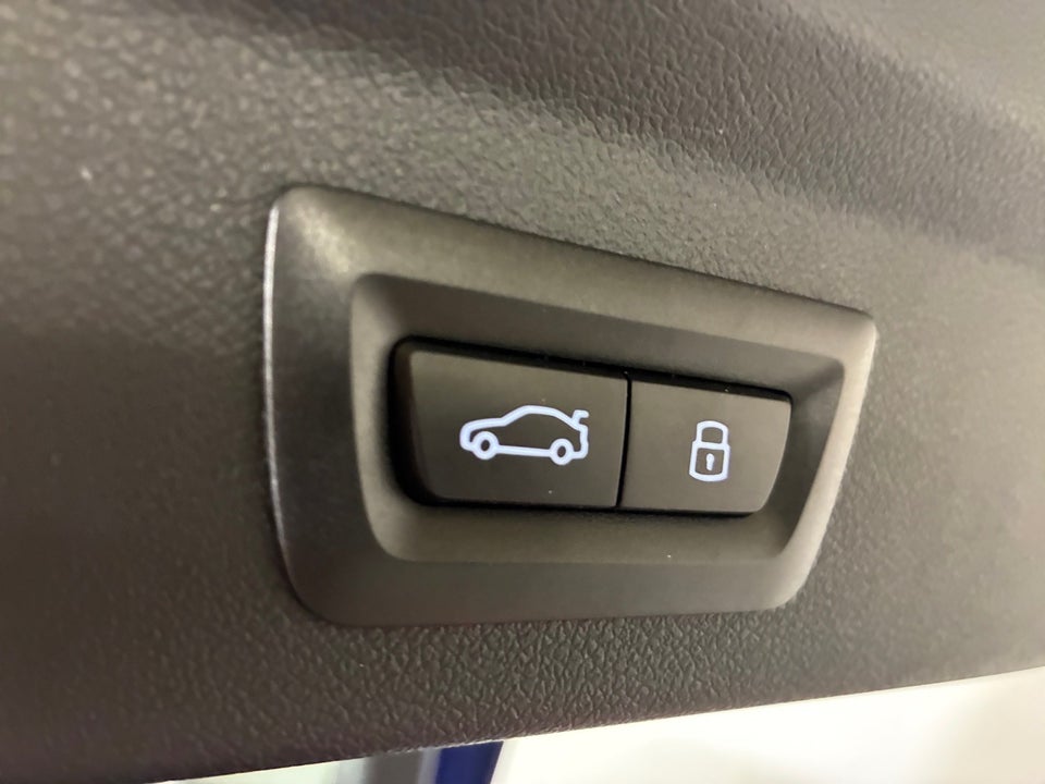 BMW iX2 xDrive30 Fully Charged 5d