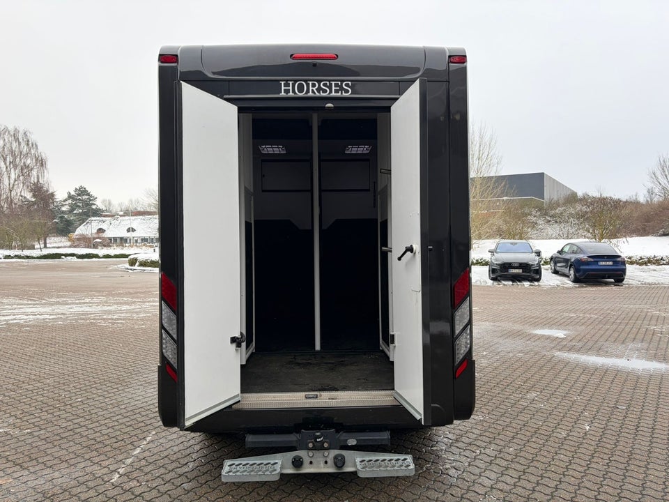 MAN TGE 2,0 3.180 Chassis L4 aut. FWD