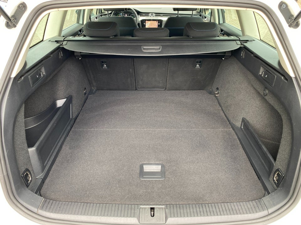 VW Passat 1,4 GTE Variant DSG 5d