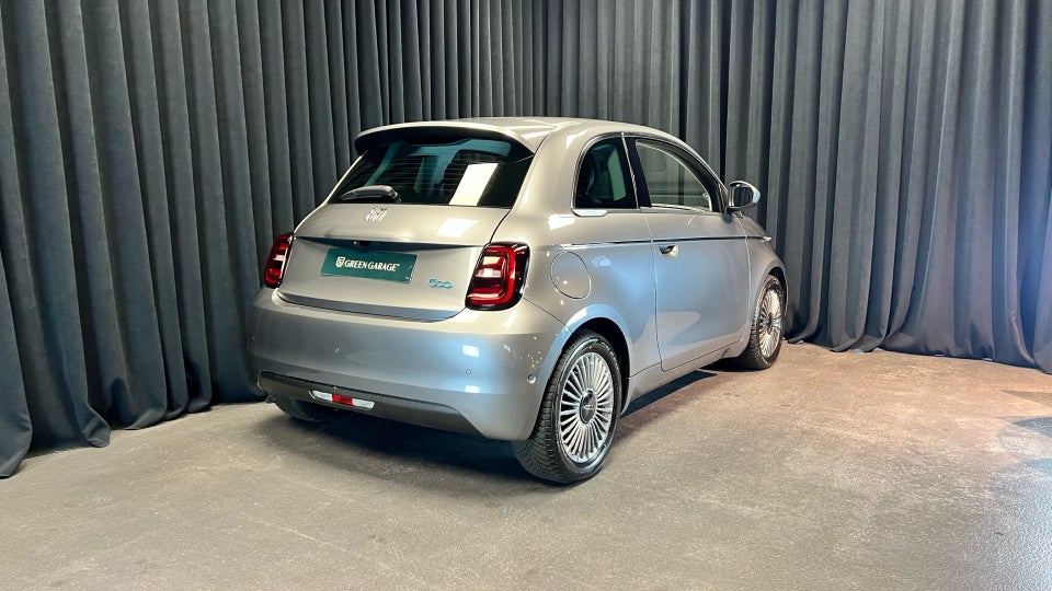 Fiat 500e 42 Icon 3d