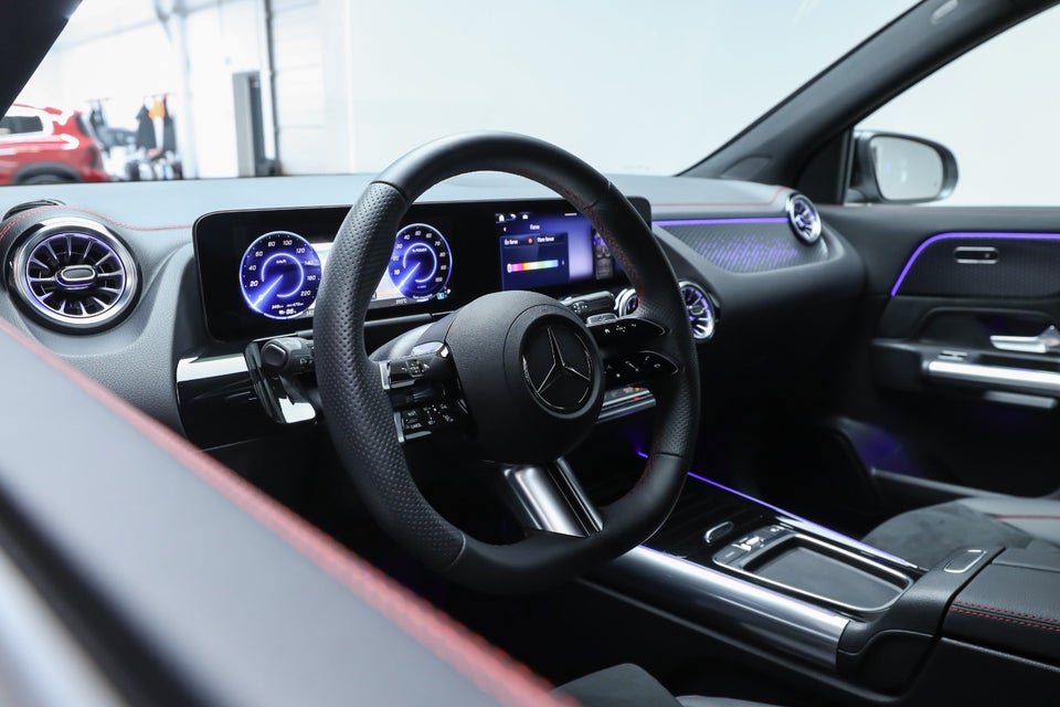 Mercedes EQA250+ AMG Advance 5d