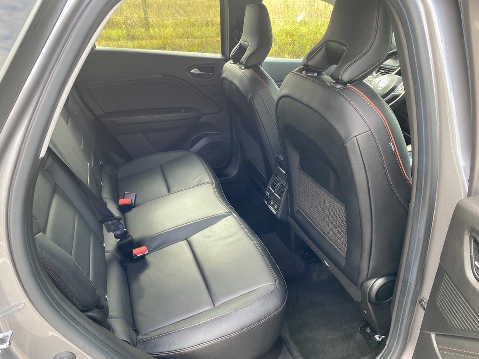 Renault Captur 1,6 E-Tech Initiale Paris 5d