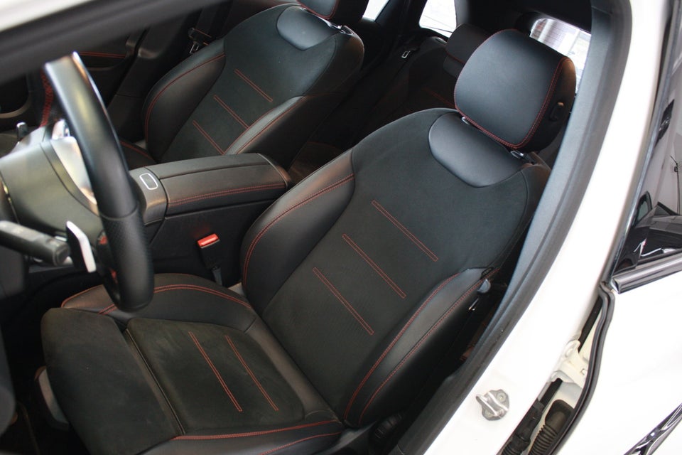 Mercedes B200 d 2,0 AMG Line aut. 5d