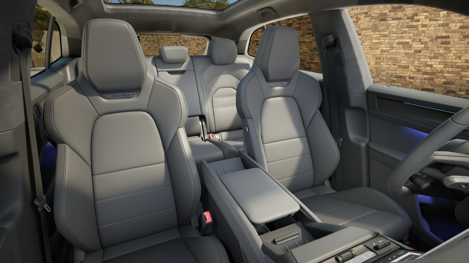 Porsche Cayenne Turbo Electric 5d