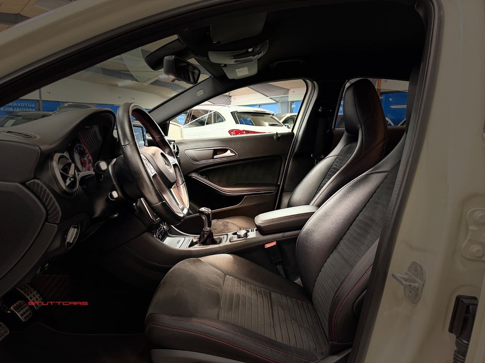 Mercedes A180 1,6 AMG Line 5d