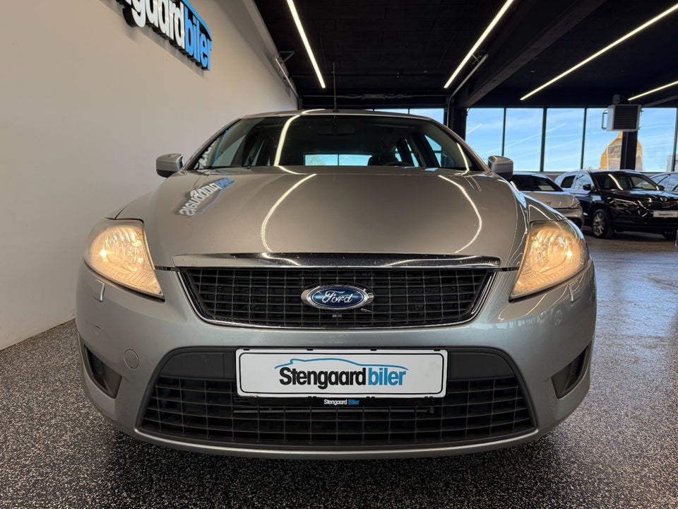 Ford Mondeo 1,6 Ti-VCT 110 Ambiente stc. 5d