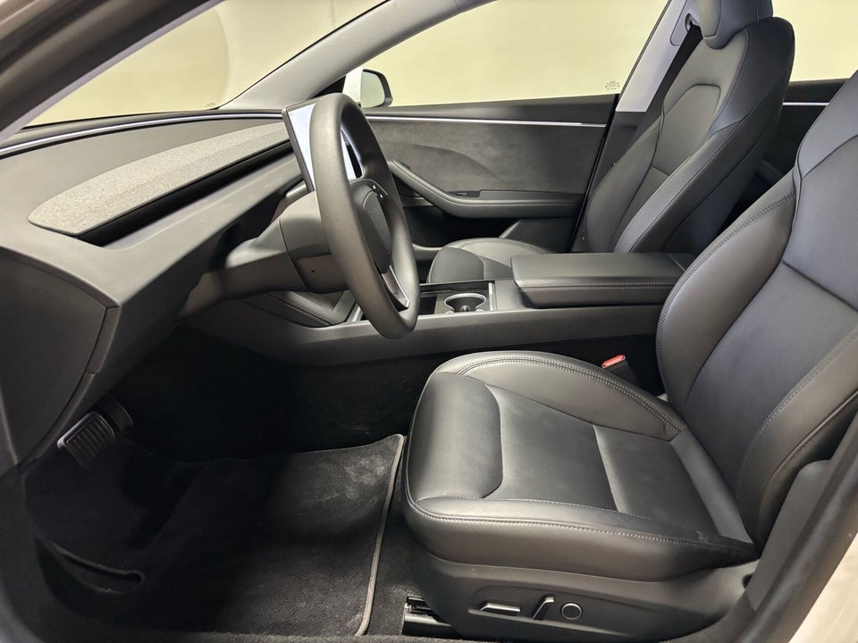 Tesla Model 3 Long Range AWD 4d