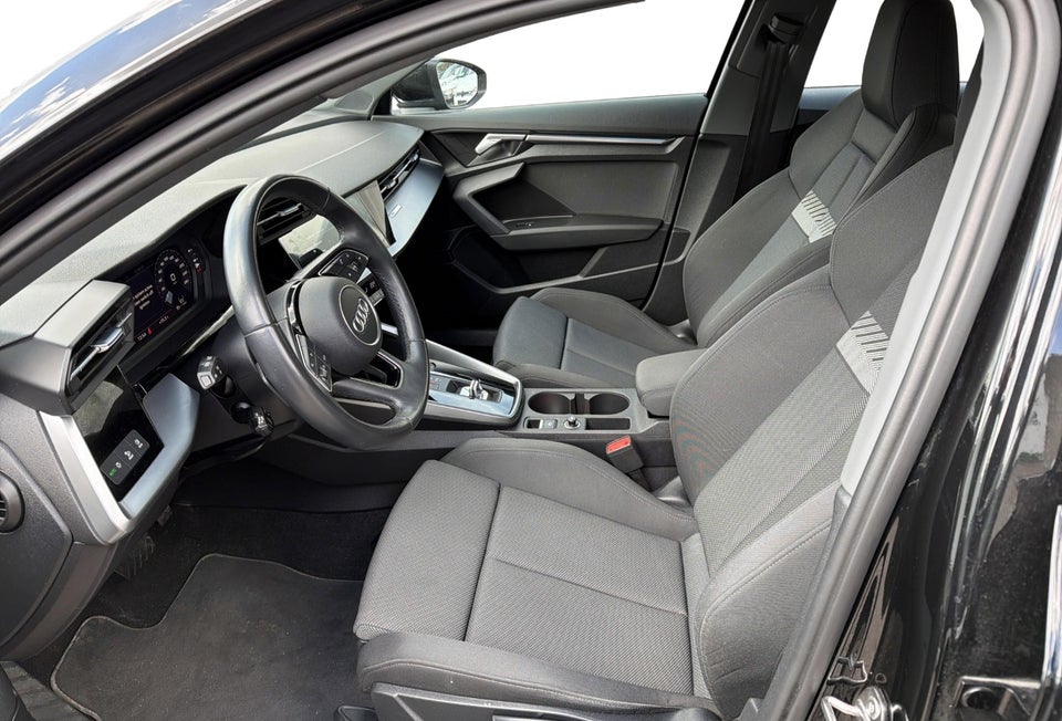 Audi A3 40 TFSi e Advanced Sportback S-tr. 5d